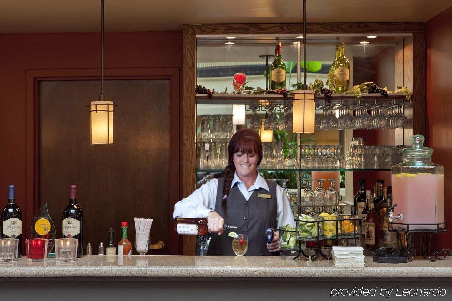 Embassy Suites By Hilton Columbus Restaurant foto